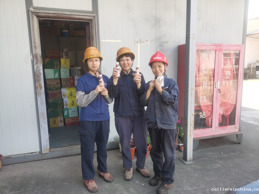 必威betway中文官网夏日送清凉，暖心行动致敬每一位奋斗者！